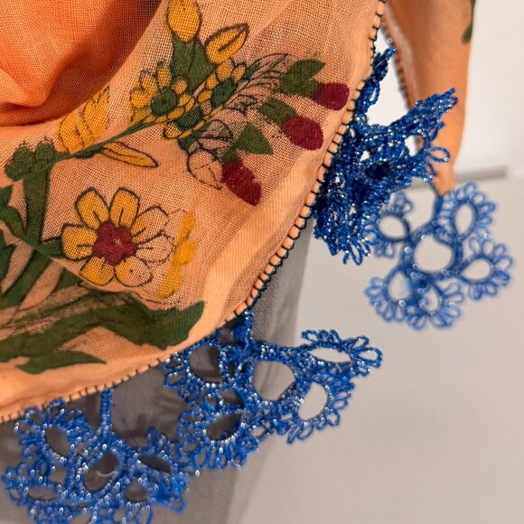 Collectable Traditional Turkish Vintage 40s-50s Oya Peach Scarf with Blue Lace - Picture 2 of 6